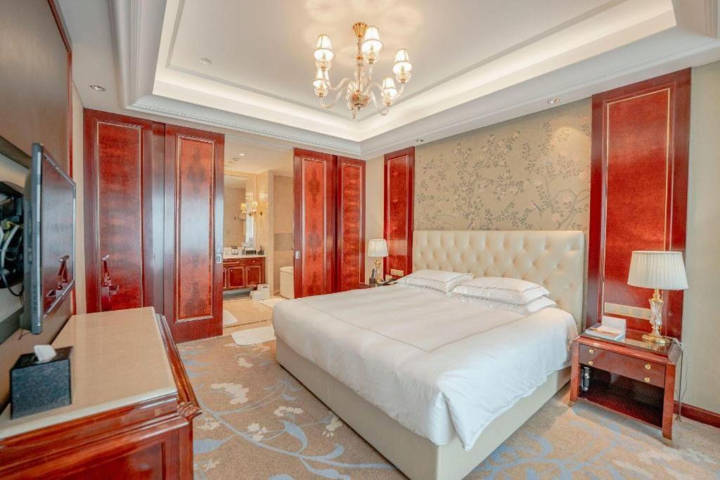 Dongwu New Century Grand Hotel Хучжоу Экстерьер фото