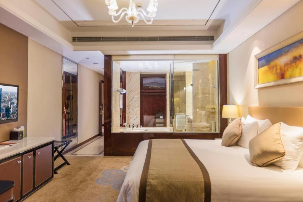 Dongwu New Century Grand Hotel Хучжоу Экстерьер фото